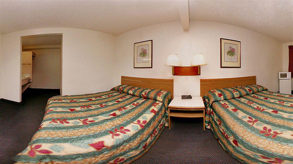 Motel 6 Pendleton, Or - West Экстерьер фото