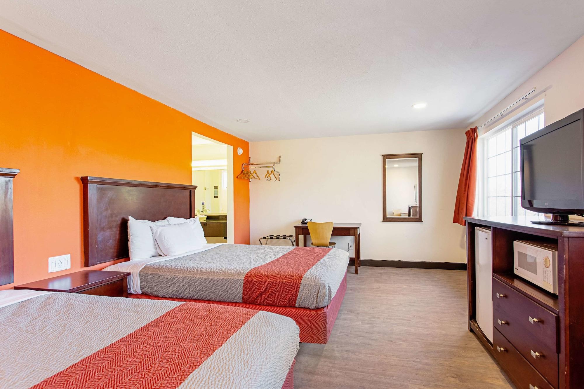 Motel 6 Pendleton, Or - West Экстерьер фото