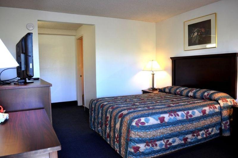 Motel 6 Pendleton, Or - West Экстерьер фото