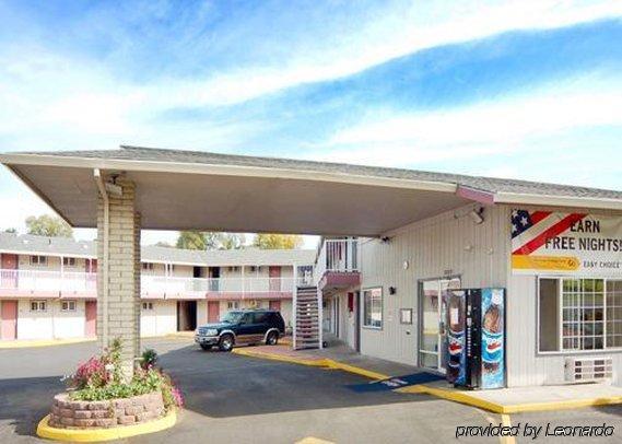 Motel 6 Pendleton, Or - West Экстерьер фото
